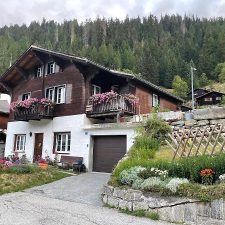 Apartament Haus Bortis Goms Zewnętrze zdjęcie