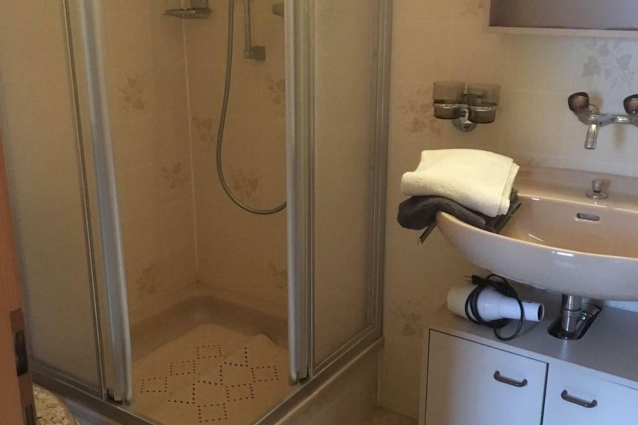 Apartament Haus Bortis Goms Zewnętrze zdjęcie